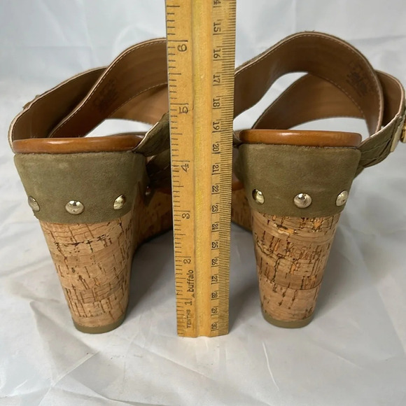 TOMMY HILFIGER Mili Platform Wedge Sandals Olive Green Suede Leather Gold 10 - Picture 12 of 13